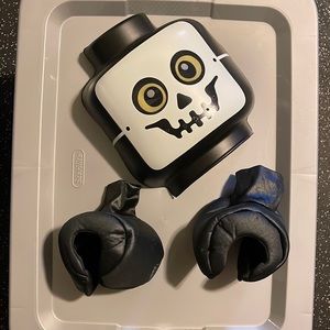 Lego skeleton Mask & black gloves/hands
